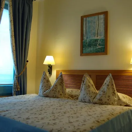 Albergo Hotel Schönefeld