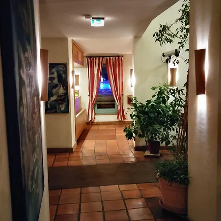Albergo Hotel Schönefeld