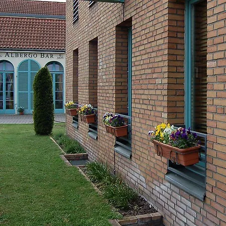 Albergo Hotel Schönefeld