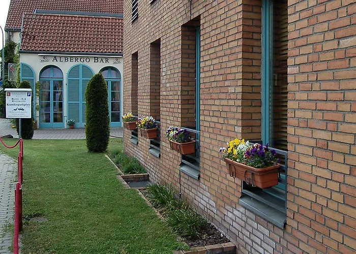 Albergo Hotel Schönefeld