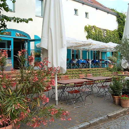 Albergo Hotel 4* Schoenefeld