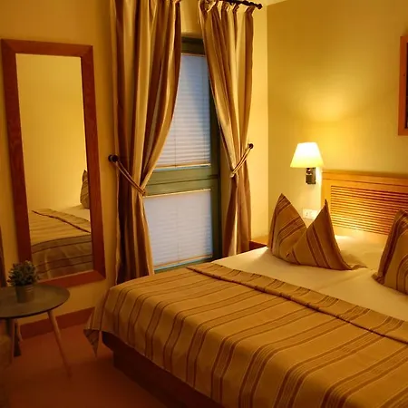 Albergo Hotel Hotel Schoenefeld